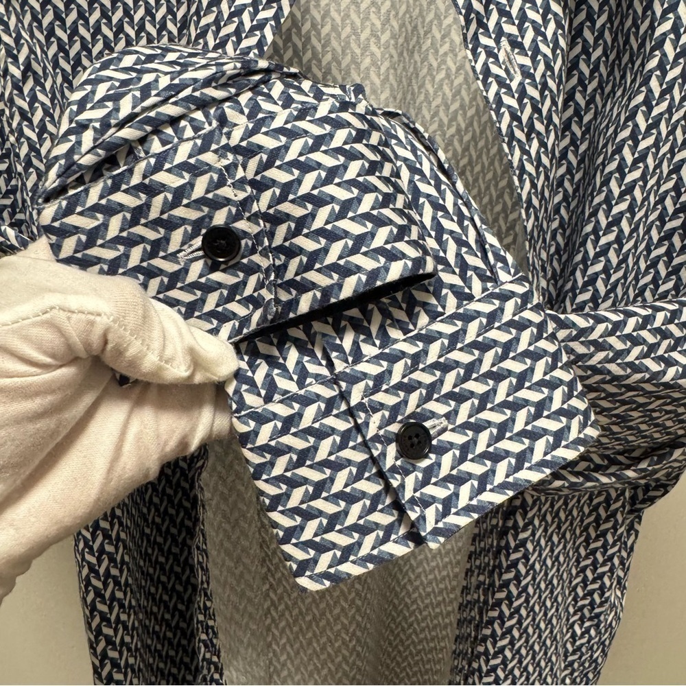 Ted Baker London Slim Fit Blue Geometric Print Shirt (Size 4 / L) - Picture 14 of 16